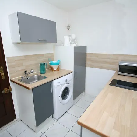 Front De Mer, Wifi, 4 Couchages, Tres Grand Et Joli