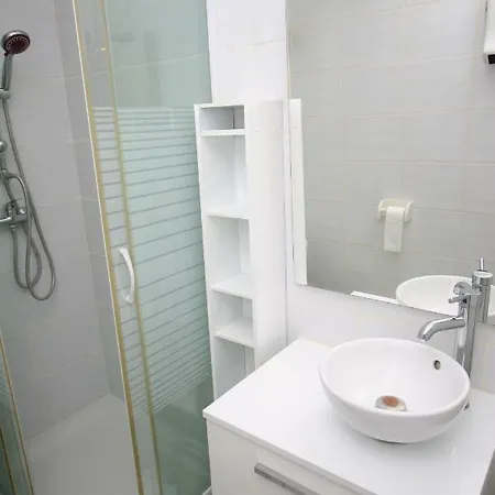 Appartement Front De Mer, Wifi, 4 Couchages, Tres Grand Et Joli Le Barcarès