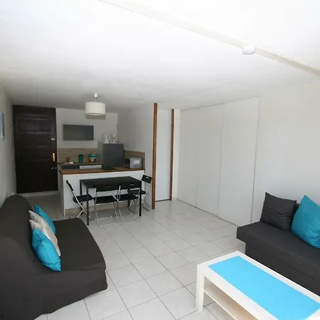 Front De Mer, Wifi, 4 Couchages, Tres Grand Et Joli * Le Barcarès